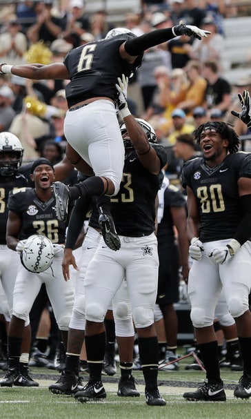 No. 8 Notre Dame wants to avoid doldrums against Vandy